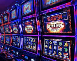 Bangladesh-style mobile casino browsing scene with easy visual focus